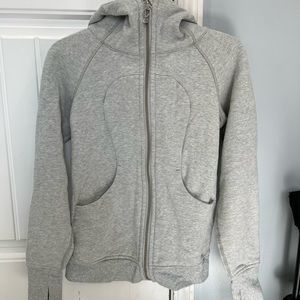 Womans Lululemon Exercise sweater Size 4